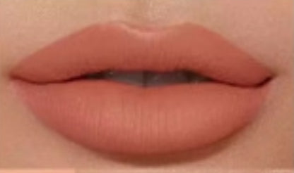 Retractable Lip Liner