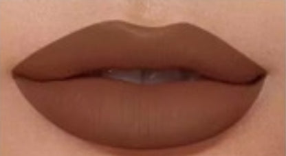 Retractable Lip Liner